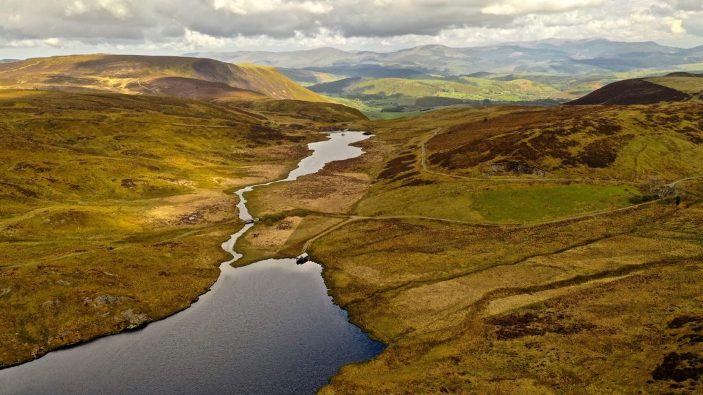 Llyn Bugeilyn – A llyn of the ‘Great Desert of Wales’ 