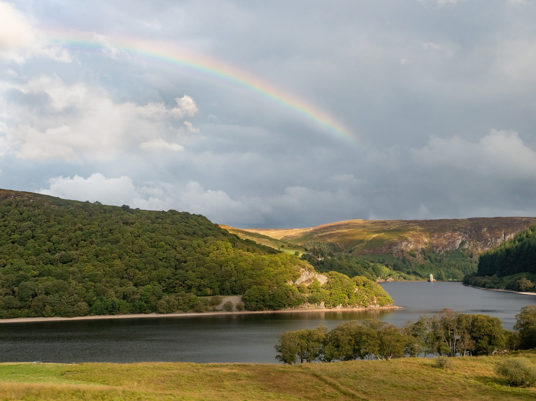 Pen-y-garreg reservoir rainbow