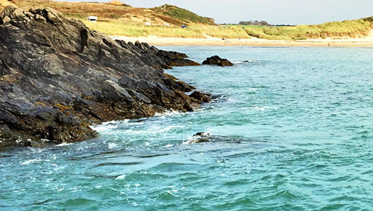 Rhosneigr: Porth Trecastell (Cable Bay)