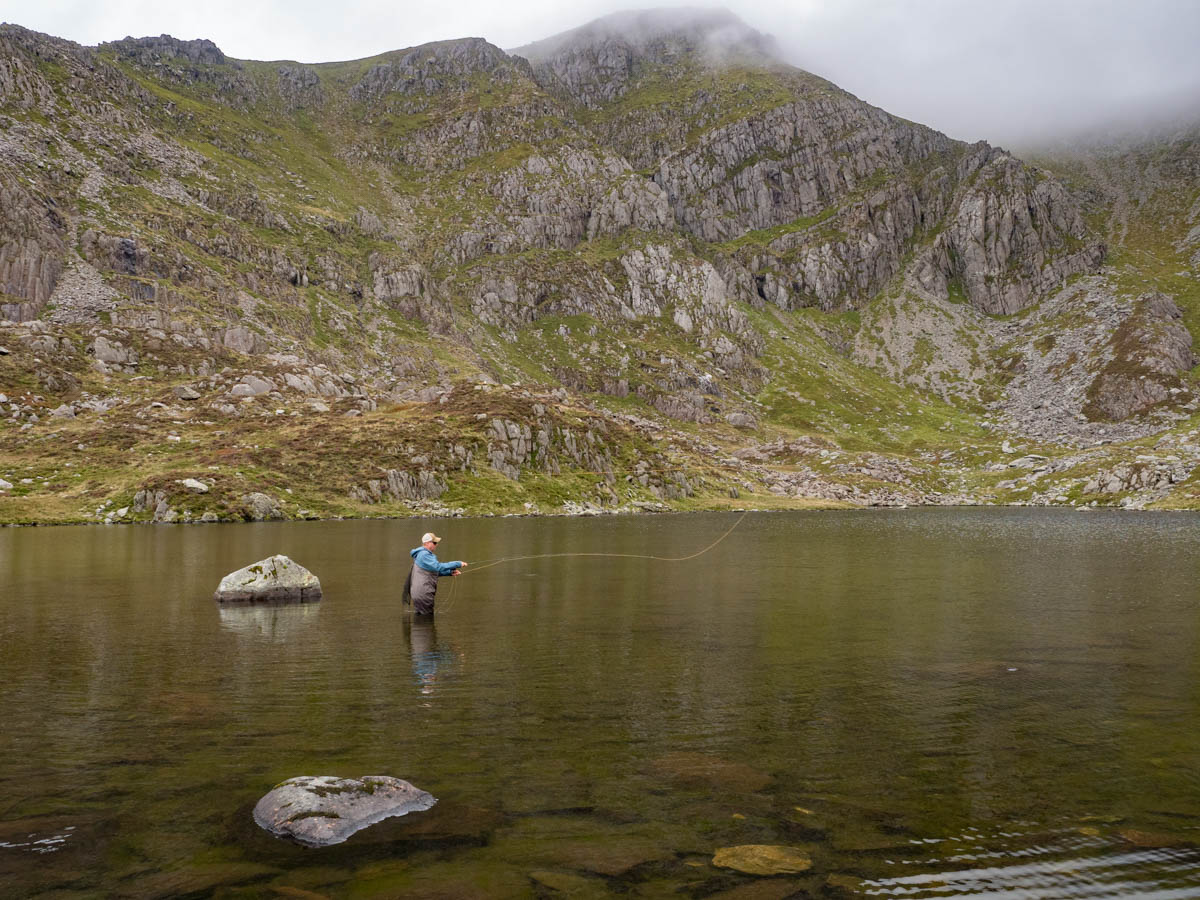 llyn ffynonnon lloer fishing