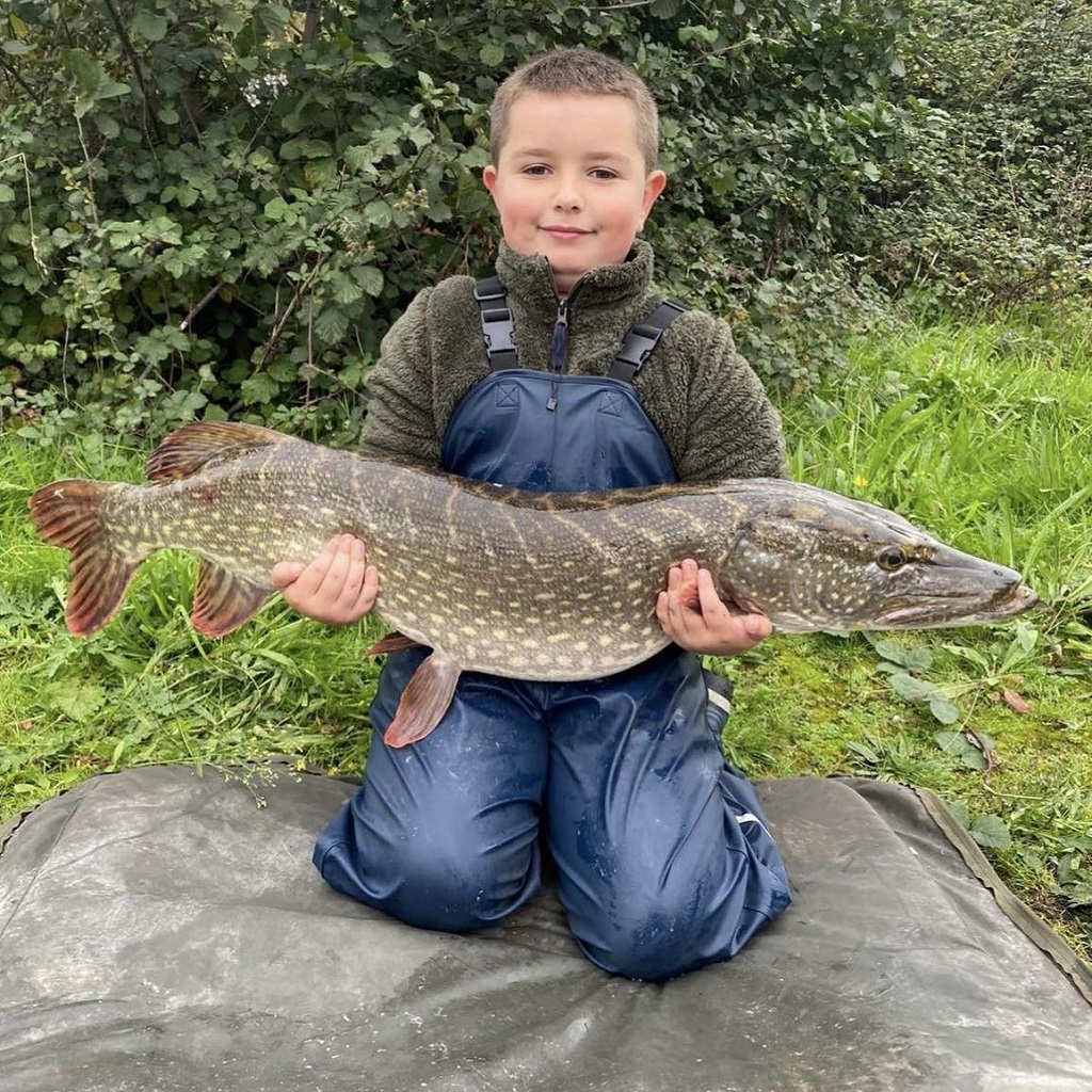 Coping with deep hooked pike - The Pike Anglers' Club of Great Britain